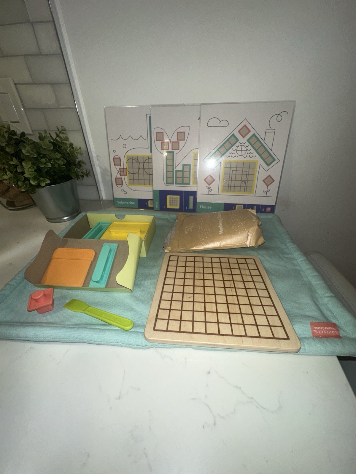 Lovevery Modeling Sand Unit Block Builders From Examiner Play Kit (Montessori)