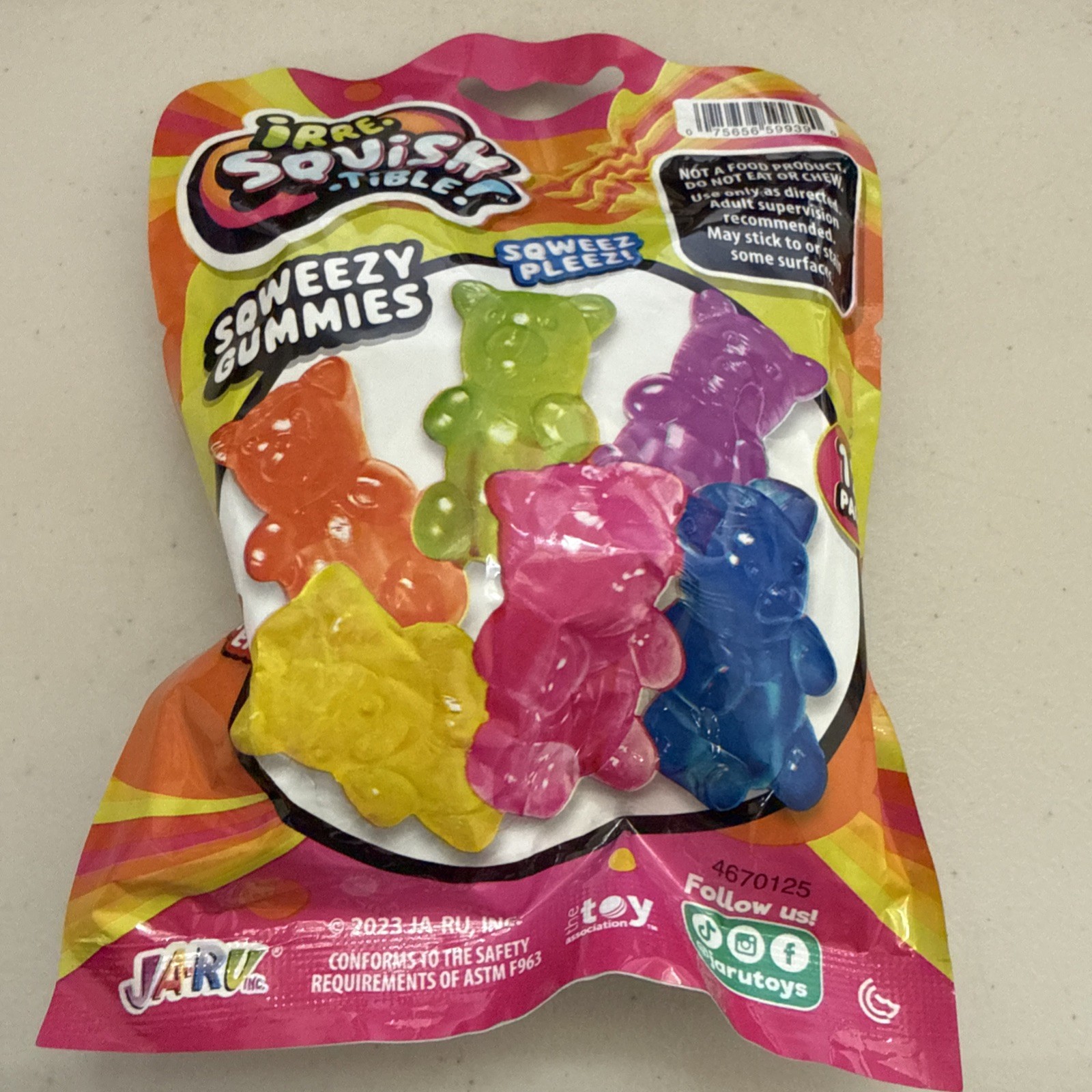 NEW 12pc sqweezy squishy sensory fidget gummy bear toys pencil topper NOT CANDY