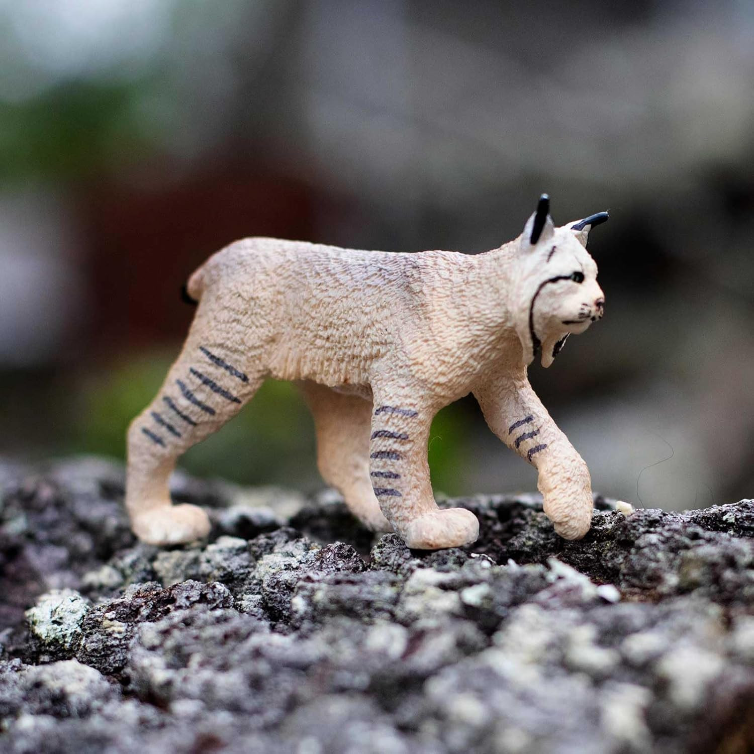 Lynx Figurine – Lifelike 3.5″ Model Figure – Educational Toy for Boys, Girls, an