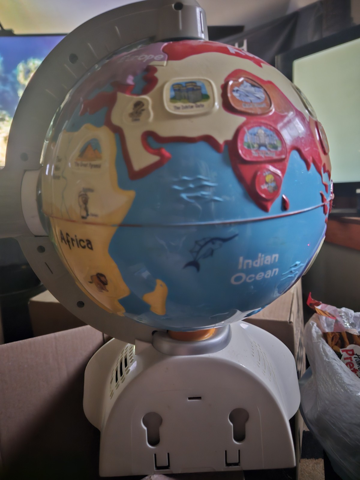 Vtech Spin and Learn Adventure Globe Interactive Learning Toy