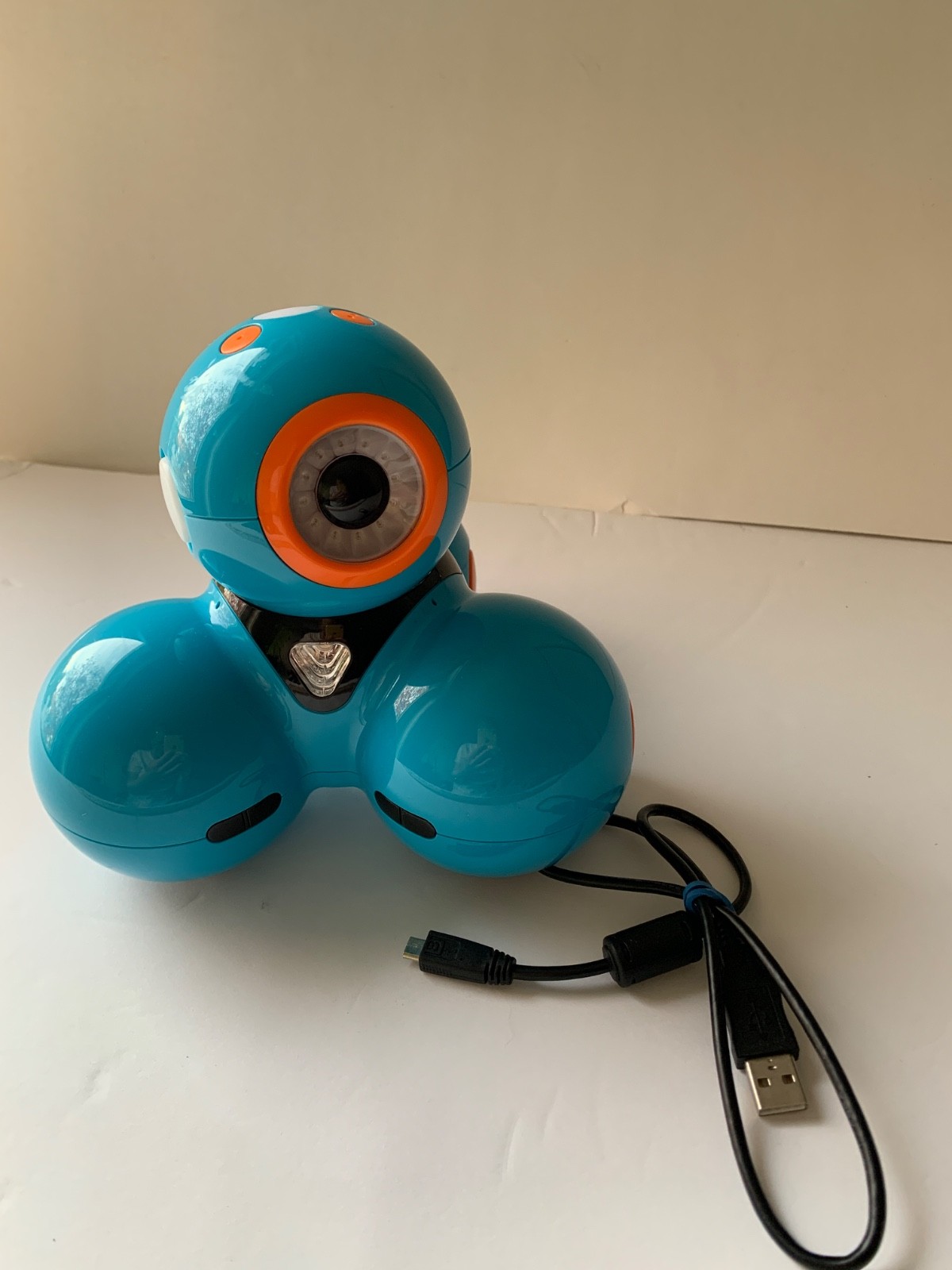 Wonder Workshop DA01 Dash Robot w Cable Kids Coding Educational Toy Bots STEM