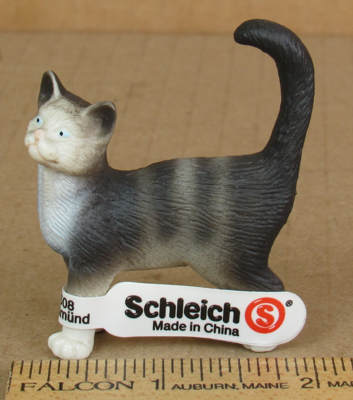 Schleich 13122 Gray Tabby Cat *Retired/Farm Life/NWT*