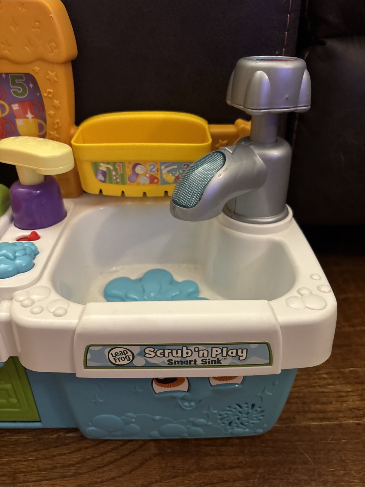 LeapFrog Scrub ‘n Play Smart Sink (English Version) Working