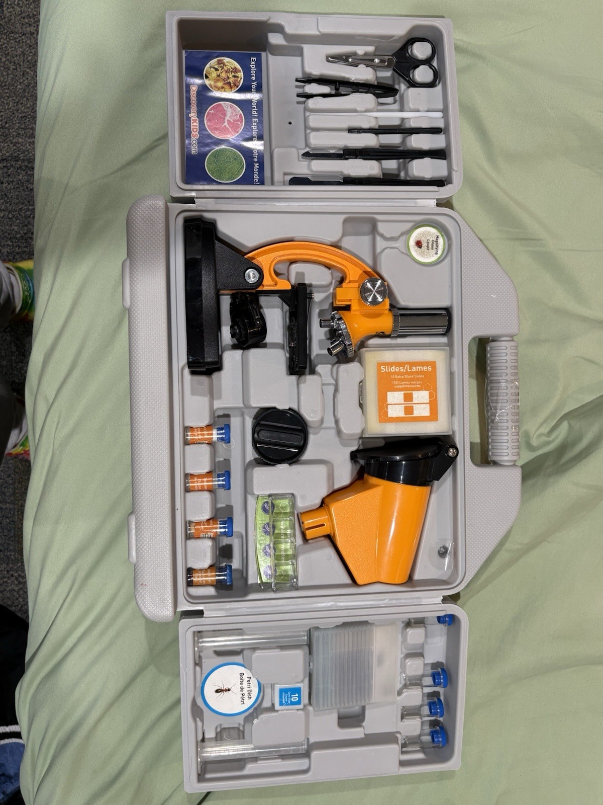 Discovery Kids Microscope Set with Accessories for Ages 8 and Up
