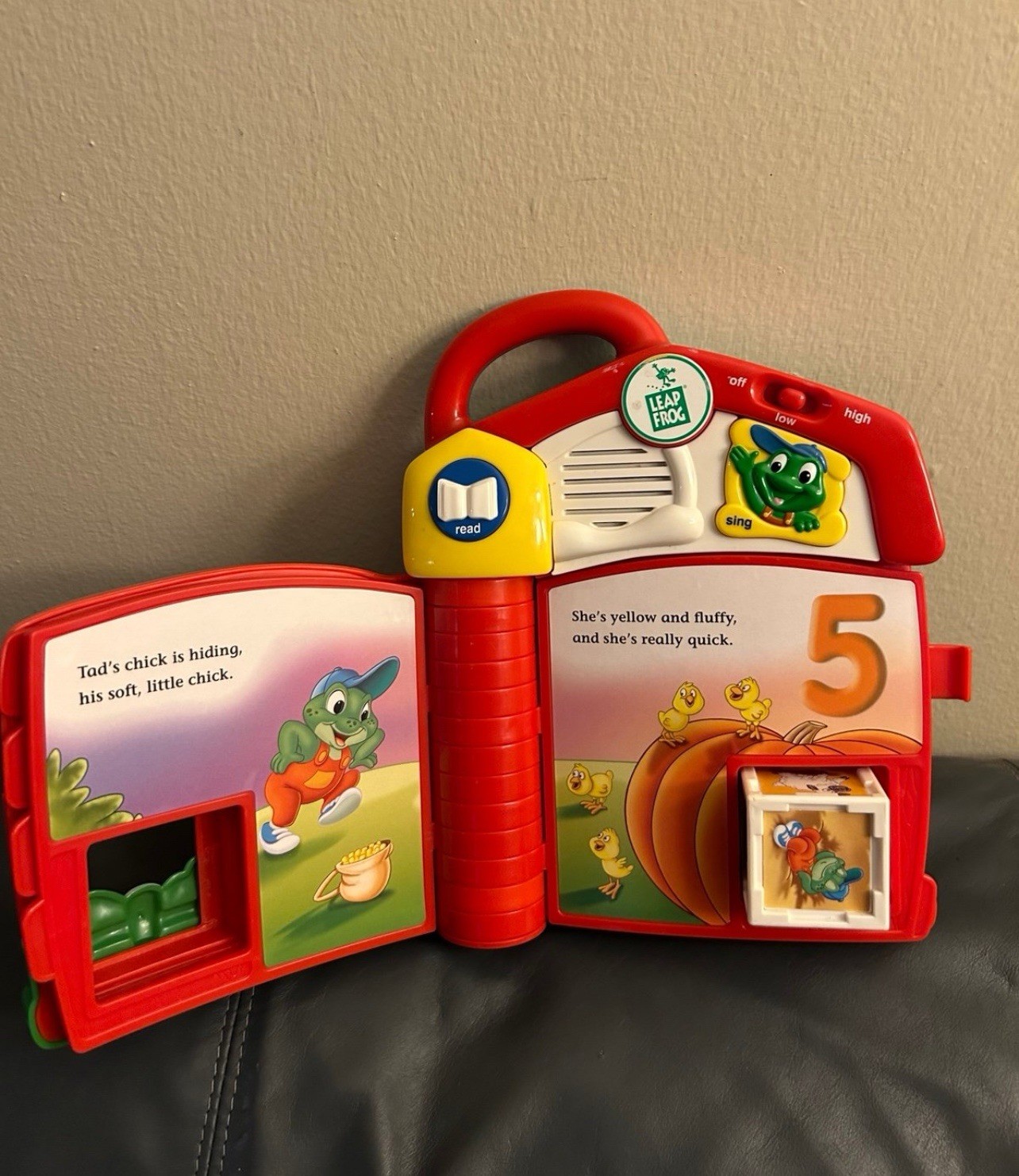Leap Frog ~ TAD’S COUNTING FARM Interactive Electronic Talking Book ~ Complete