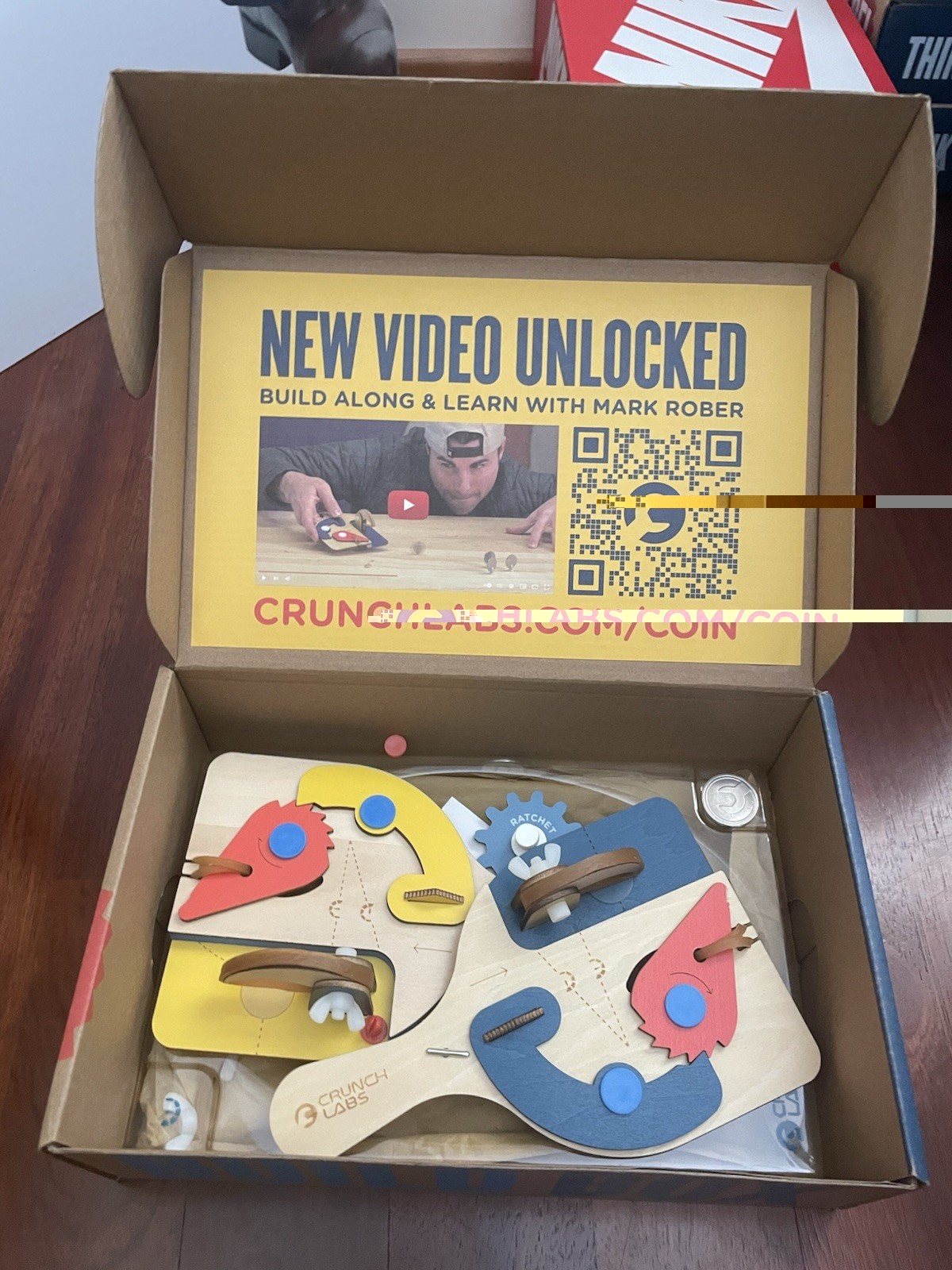Pre-built – CrunchLabs Coin Spinner Box 2 – READ DESCRIPTION