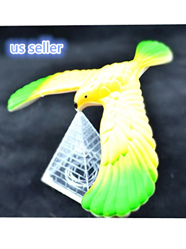 Green Wing 5.5 Inch Cute Balancing Bird With Clear Triangle Stand (US Seller)