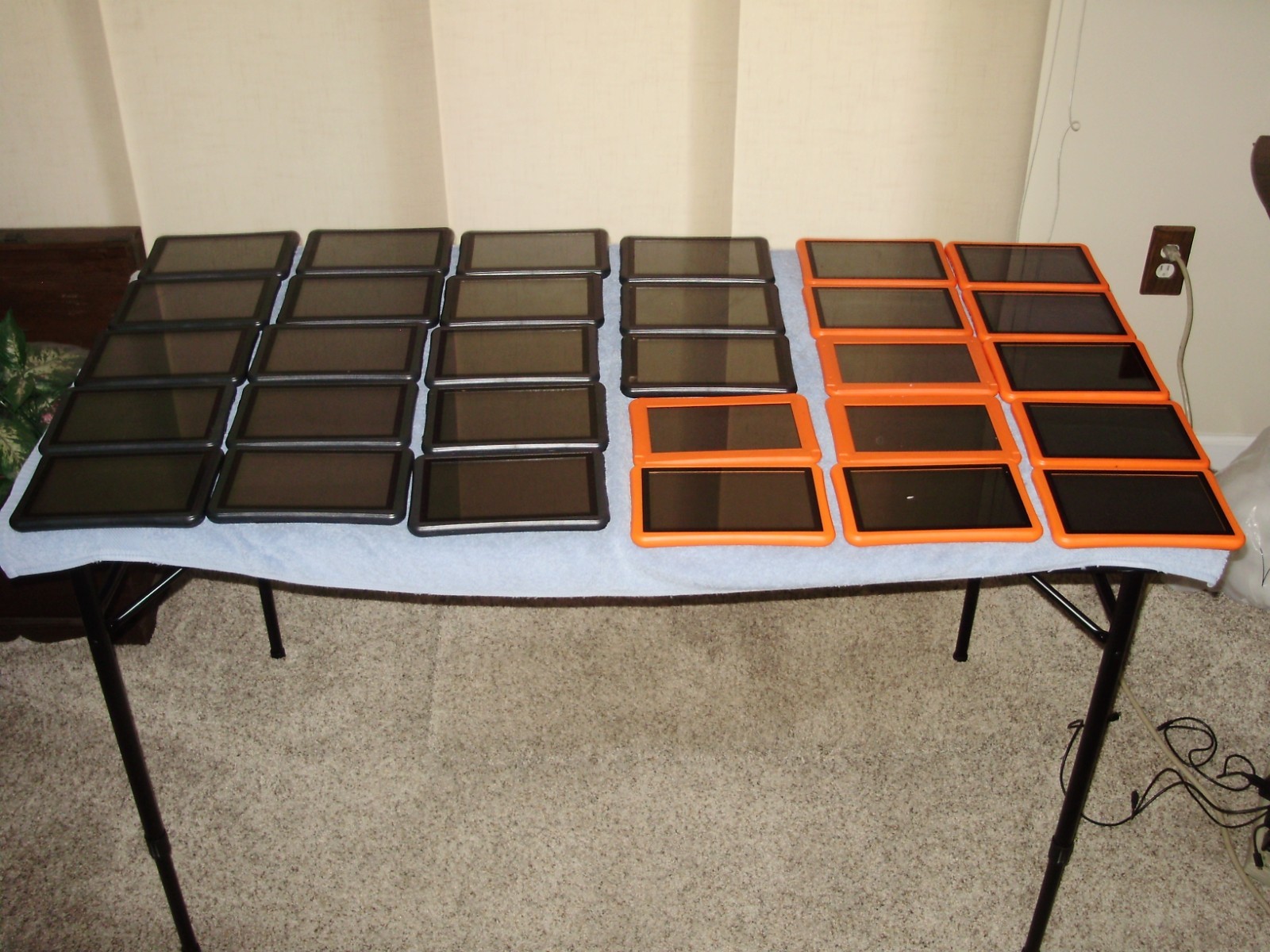 177ea- PLAYAWAY/ LaunchPad Childrens Pre Loaded Educational/Learning Tablets