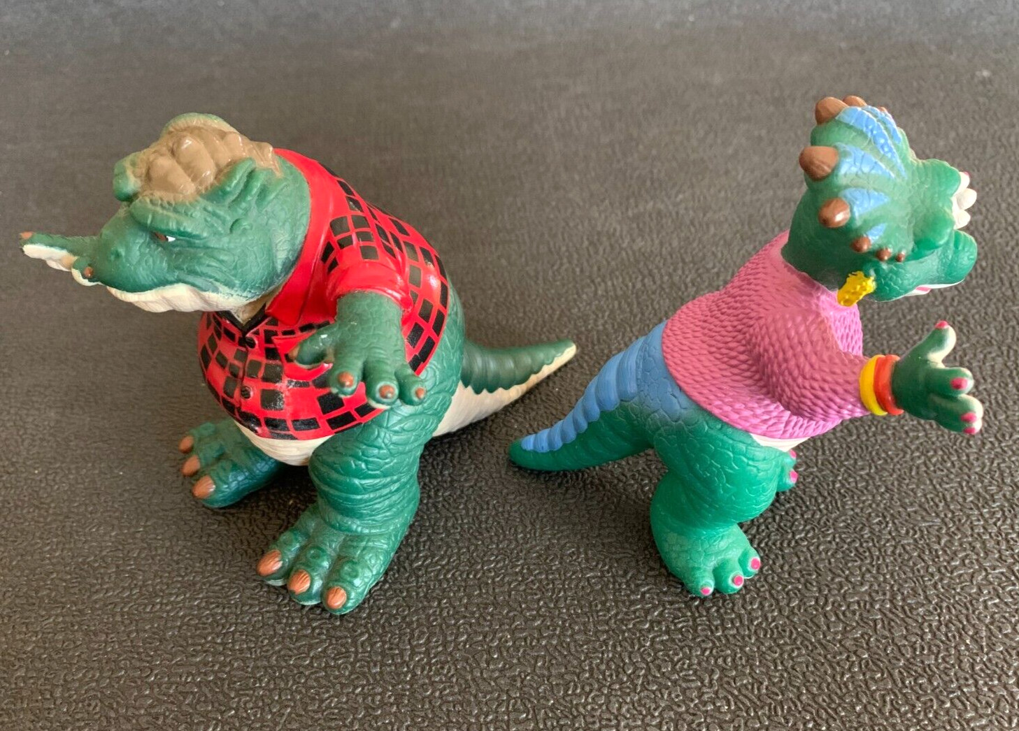 Disney’s TV Show – Dinosaurs – Charlene and Earl Sinclair Set of 2 – Excellent