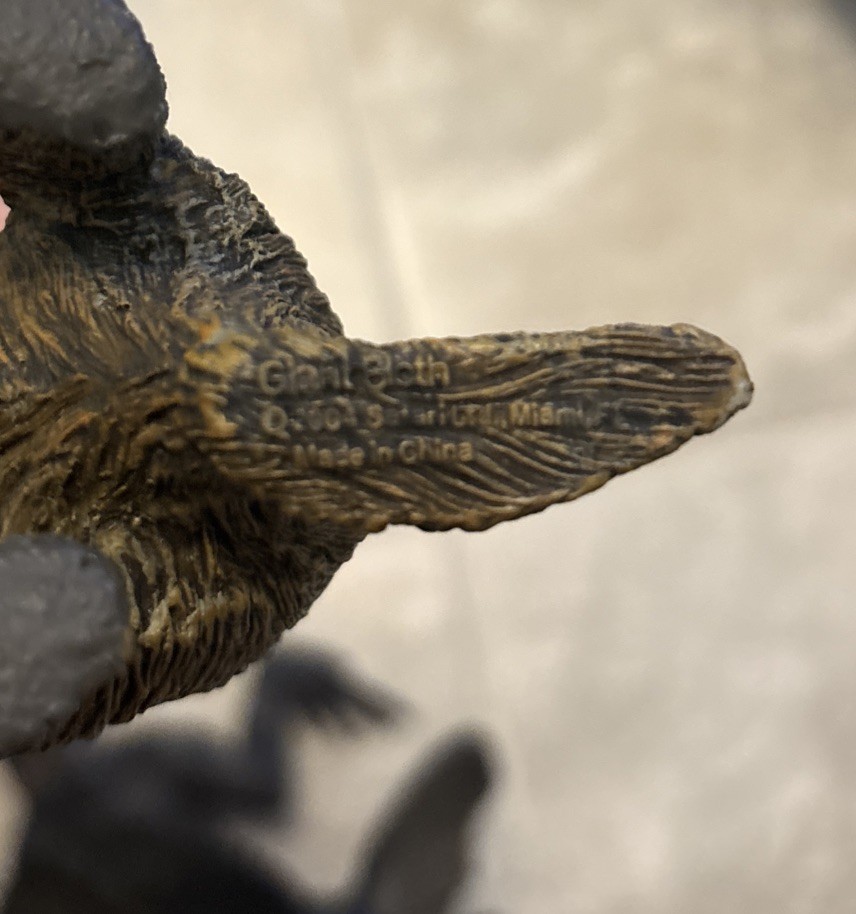 2005 Safari Frilled Lizard Dinosaur Papo Lizard Prehistoric Fish Boa Ice Age