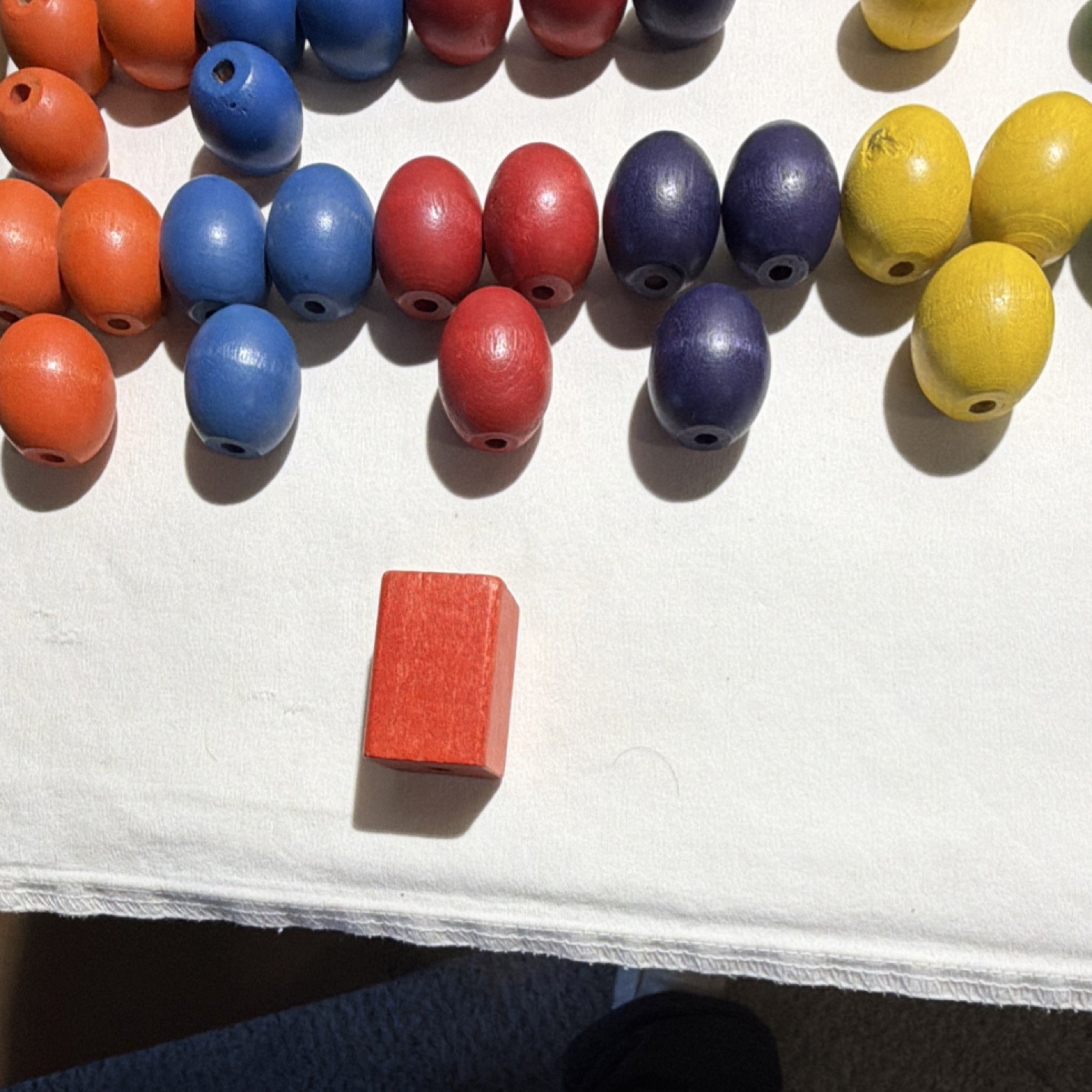 Wooden Colored Beads Educational Toy with Pattern Cards for Kids Vintage 1985