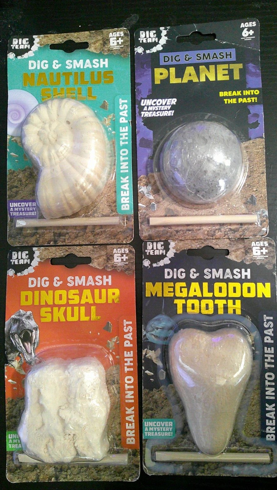 NEW LOT of 4 Dig team DIG & SMASH planet dino skull shark tooth sea shell planet