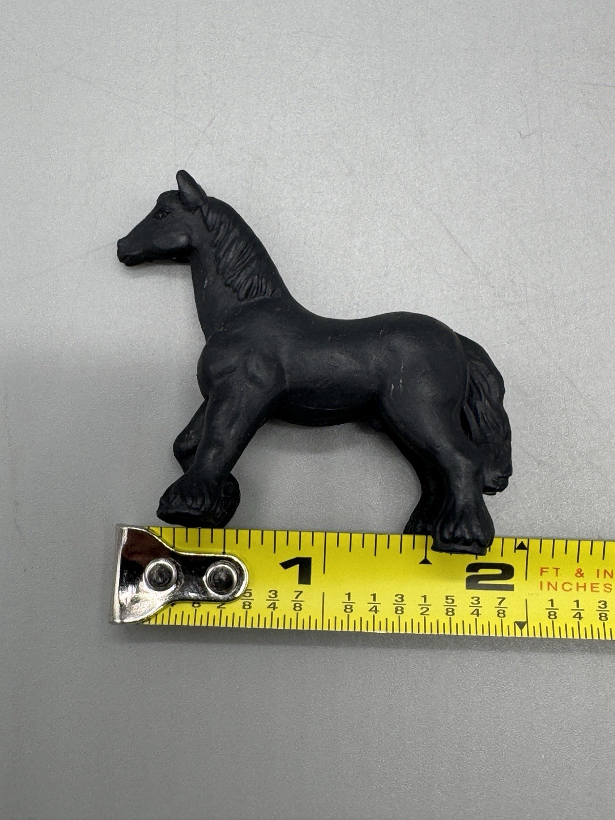 Horse Figure Lot Of 7 SMALL Miniature Horses Includes Safari LTD
