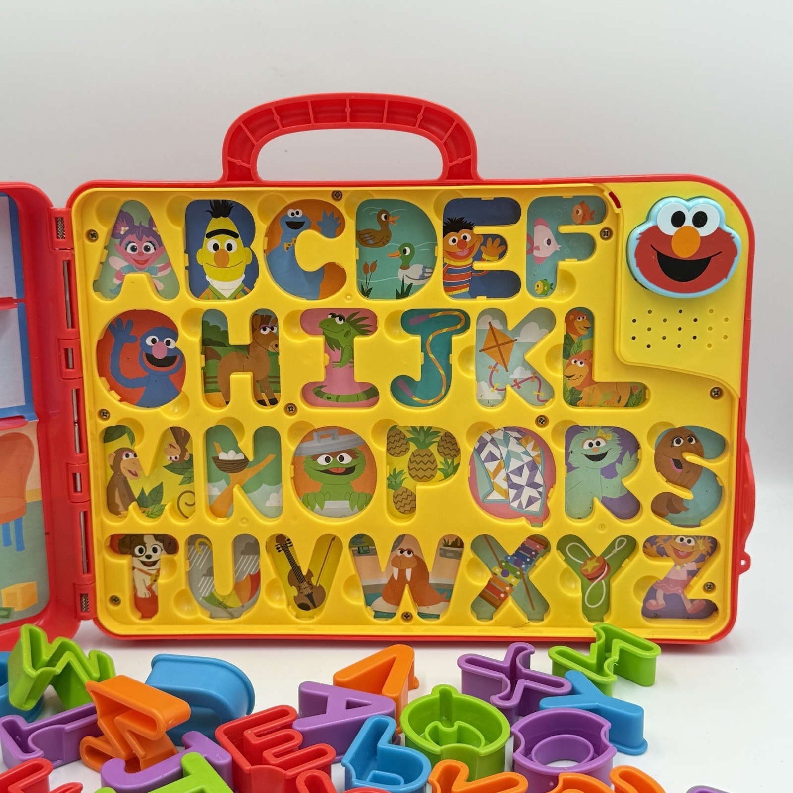 Sesame Street Elmo’s Learning Letters Bus Activity Board Red – COMPLETE & WORKS!