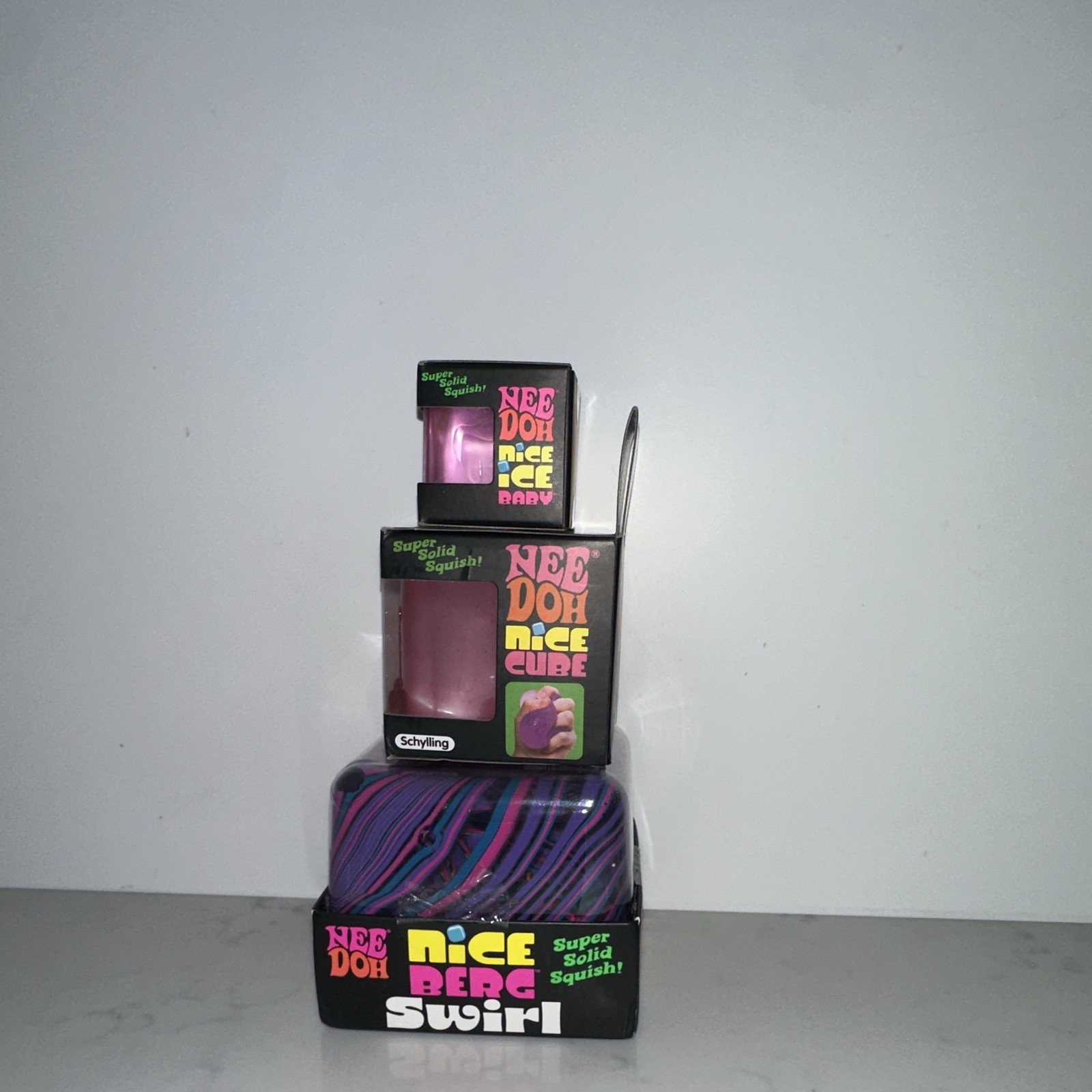 🔥🔥Schylling NeeDoh Pink Super Solid Squish Set Nice Berg Swirl, Cube Ice Baby