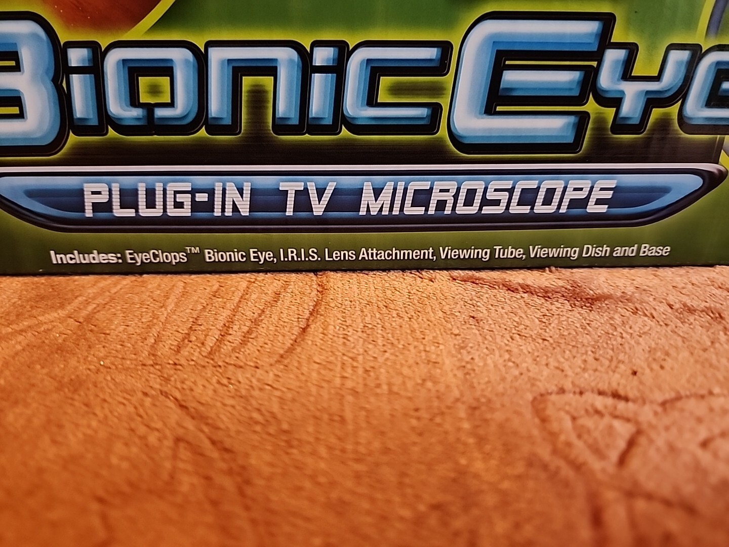 Eye Clops Bionic Eye. Plug-in TV Microscope toy JAKKS Pacific. NEW