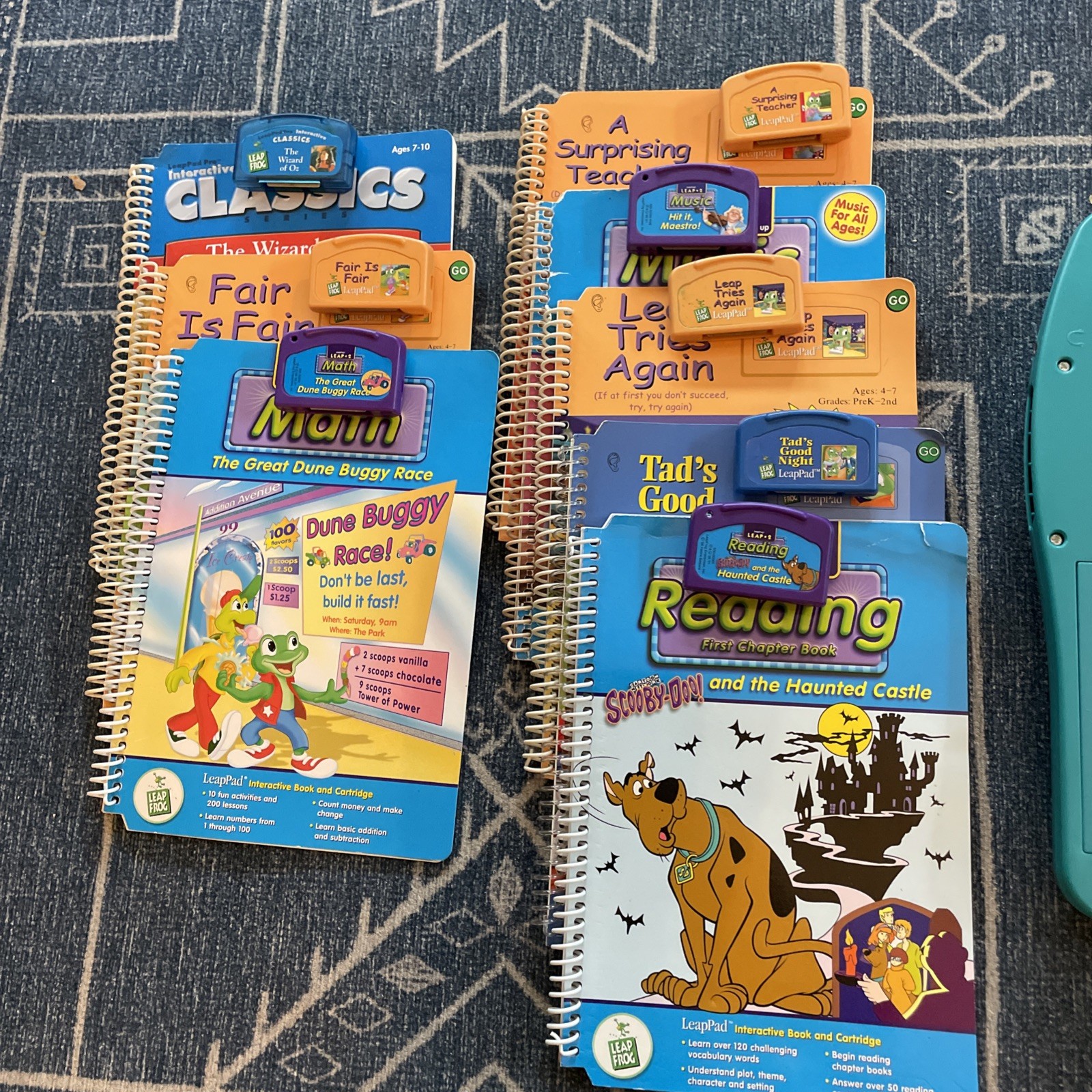Leap Frog LeapPad W/ 8 Books & Cartridges Tested Ages 4-10