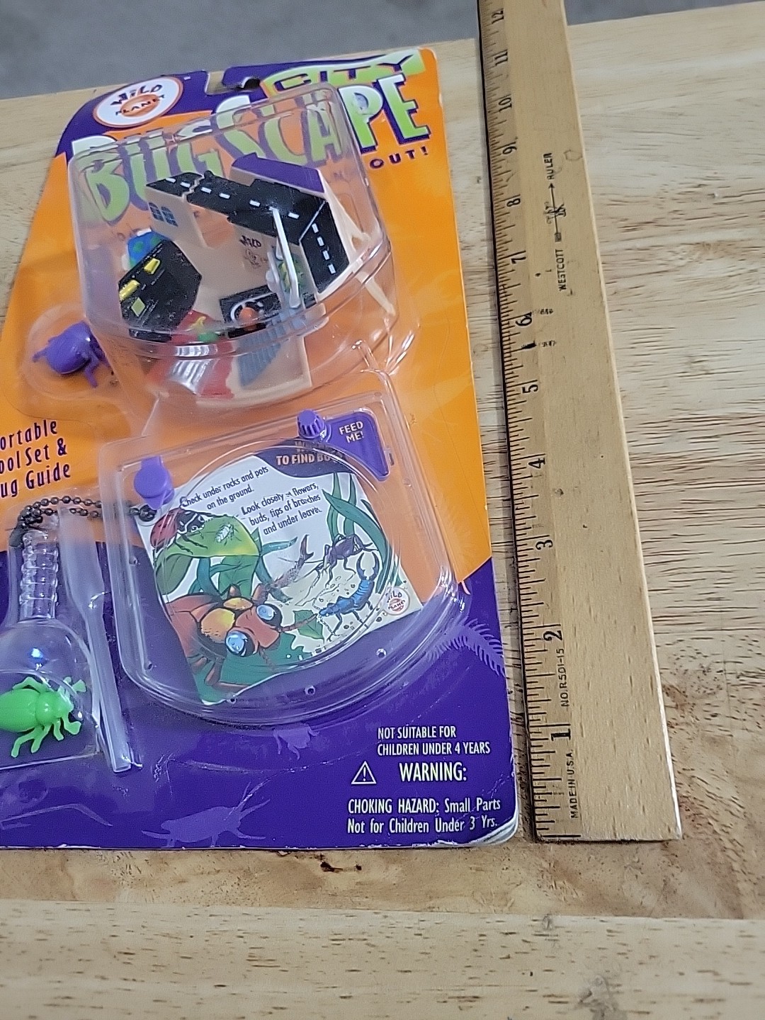 Wild Planet City Bugscape Bug Hangout Portable Tool Set & Bug Guide 1995
