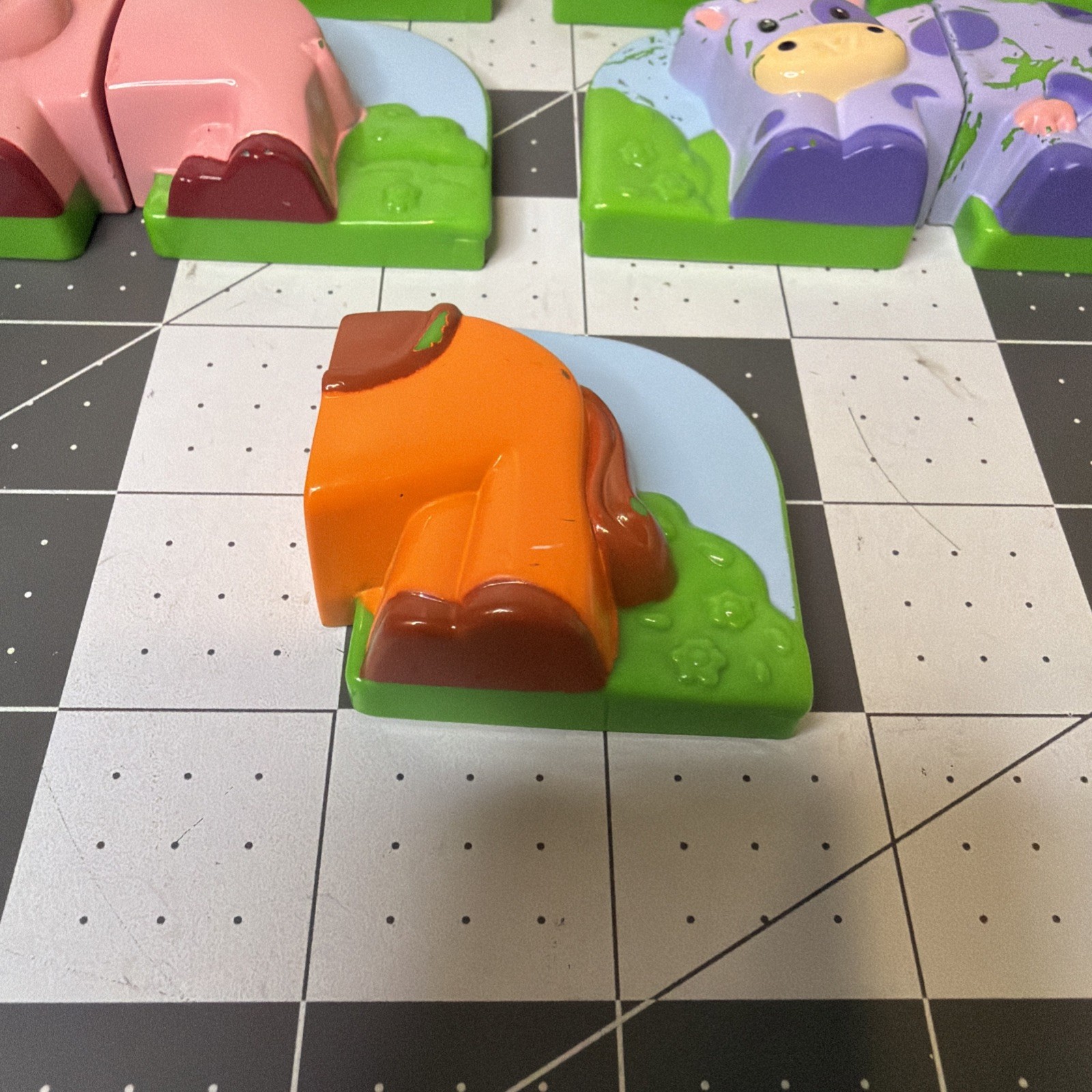 LeapFrog Fridge Phonics Chick Farm Magnetic Matching Replacement Animals Only
