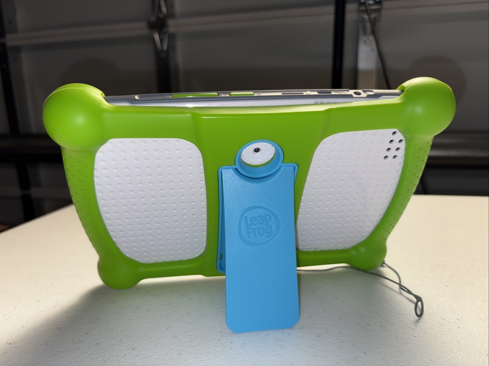 LeapFrog LeapPad Academy Learning Tablet with Stand, 16GB, Green, CRACKED SCREEN