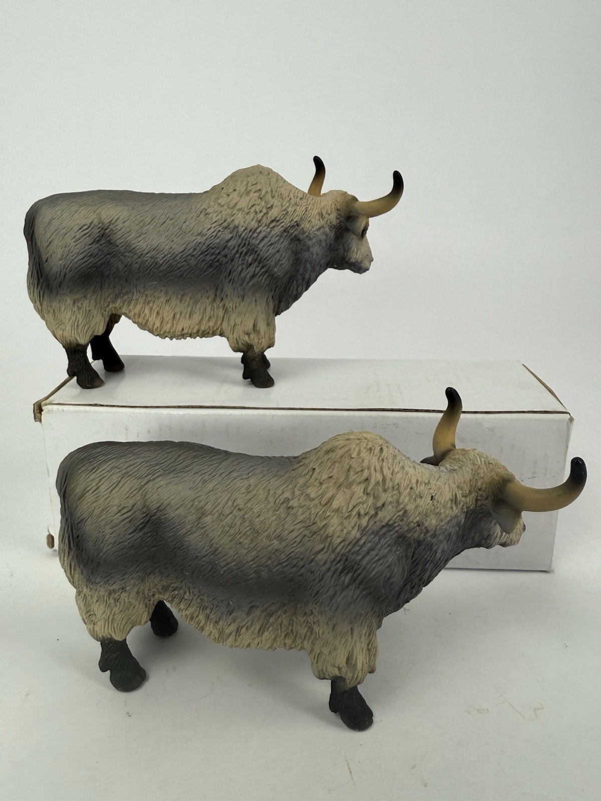 Schleich Yak Figurine Lot Gray Asian WIldlife Retired 2009 5″