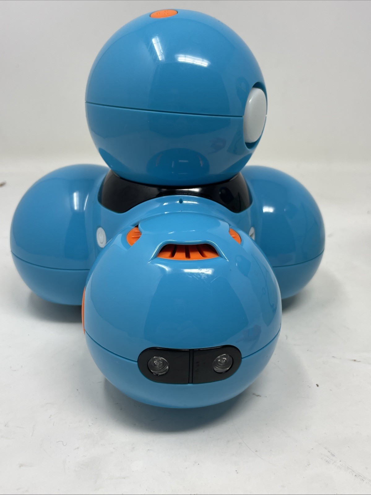 Wonder Workshop Dash DA01 And Dot Robots DO01