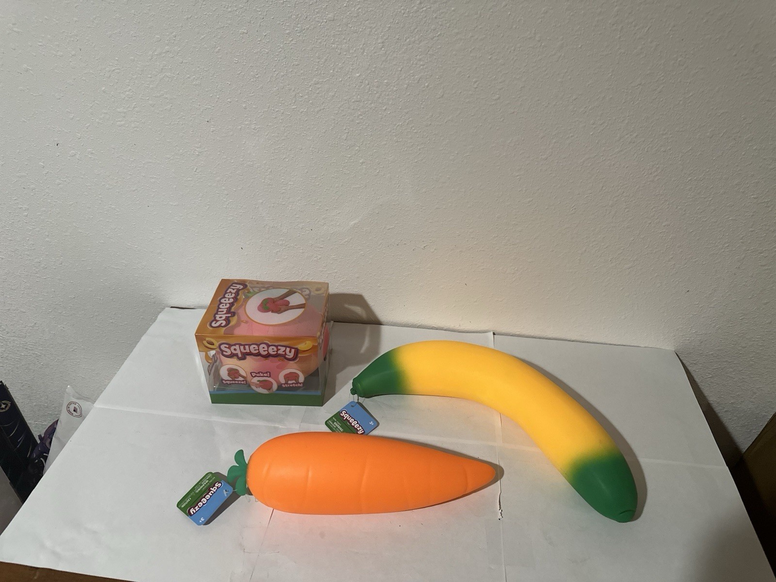 Sunny Days Jumbo Banana, Squeezy Carrot, Peach LOT OF 3 Viral Tiktok