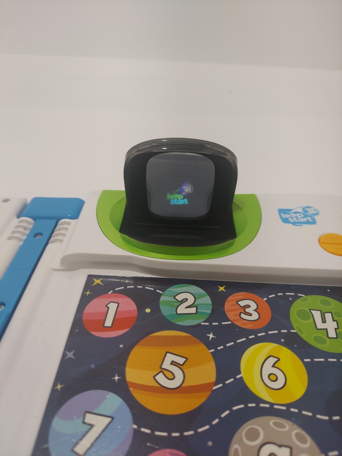 LeapFrog LeapStart 3D Interactive Learning System With 5 Books Working