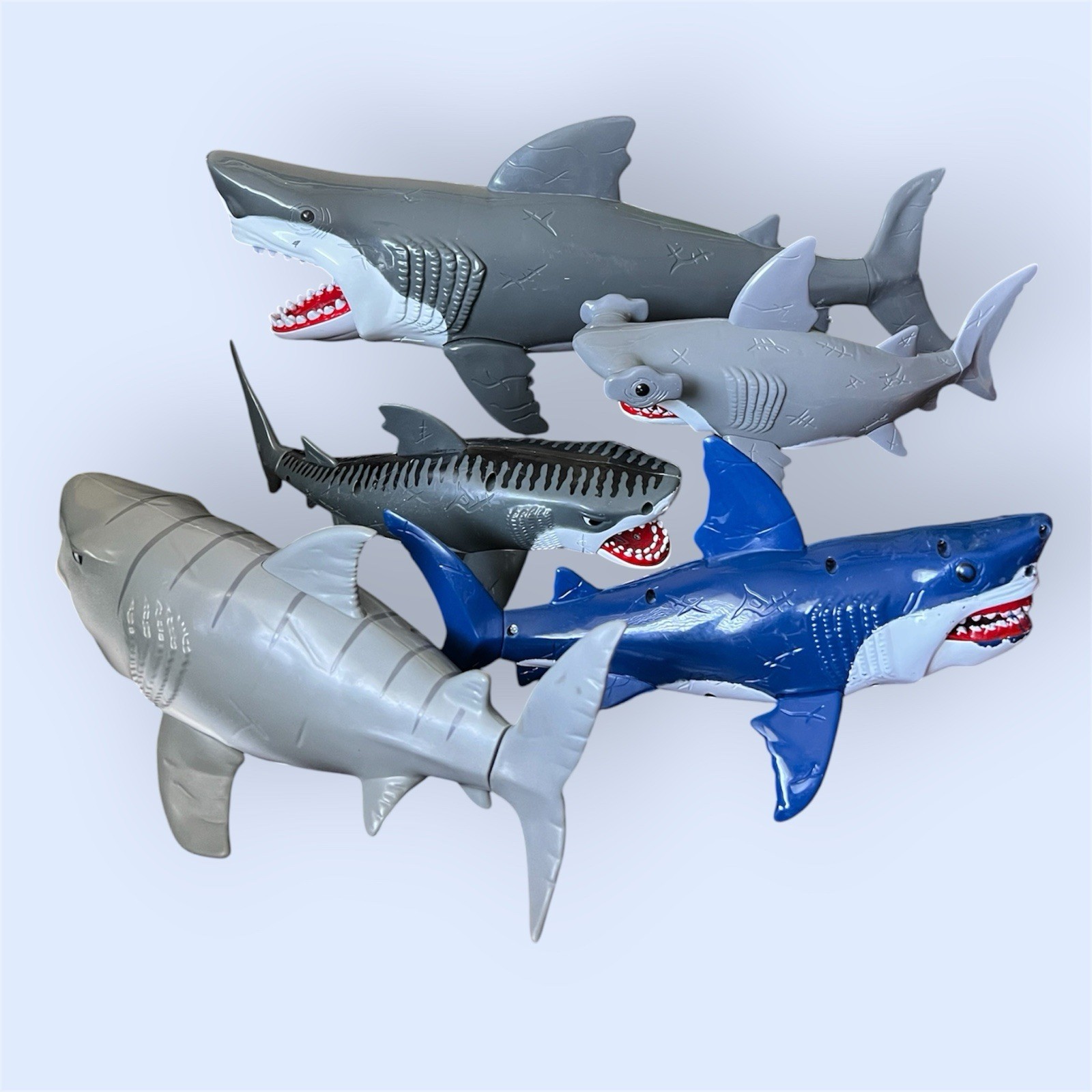 Toy Shark Lot – Gray & Blue HardPlastic Sharks