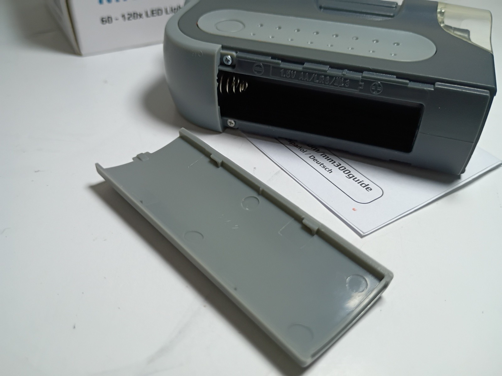 Carson MicroBrite Plus 60x-120x LED Lighted Pocket Microscope MM-300 Gray Boxed