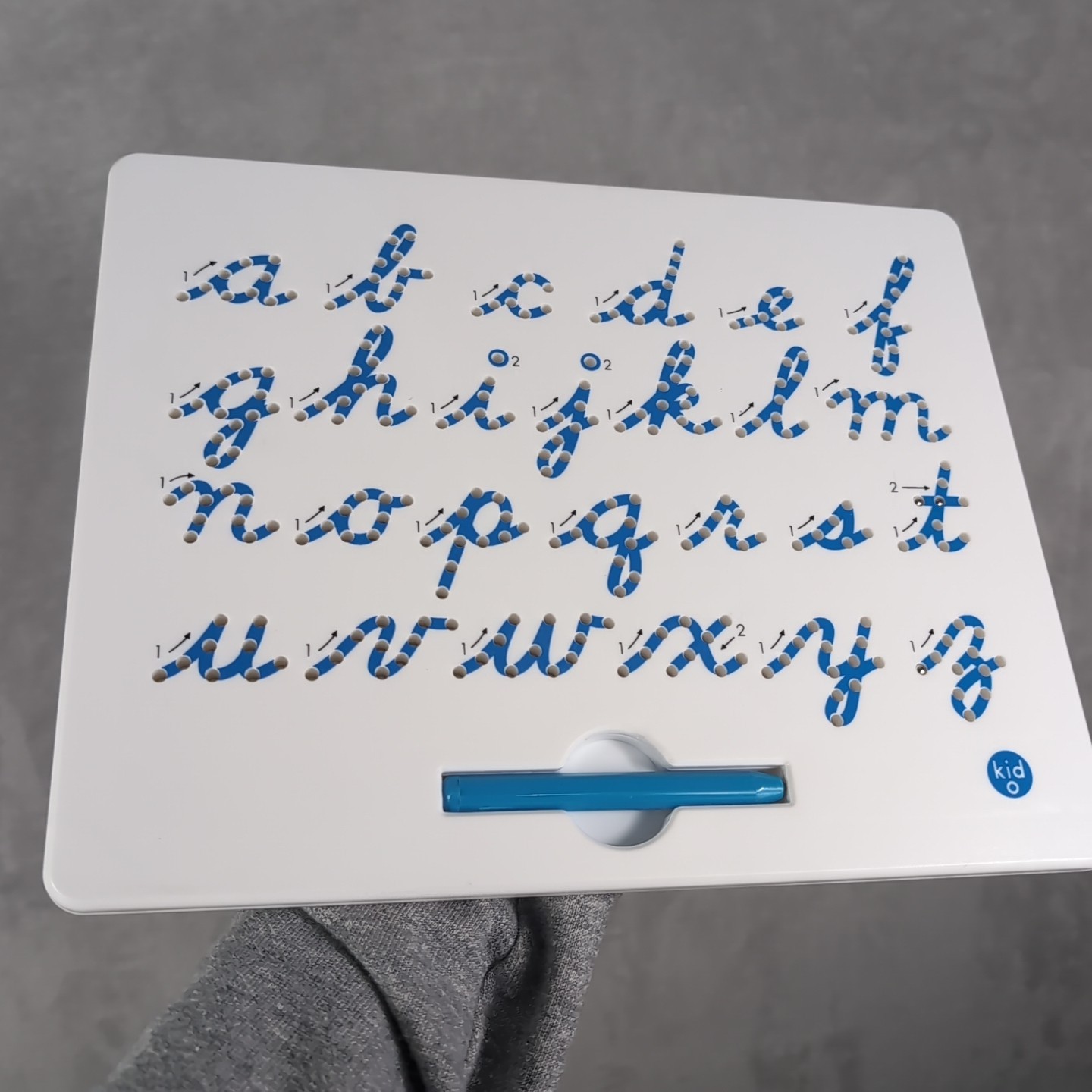 Kid O Magnatab A to Z Cursive Magnetic Pen Tablet