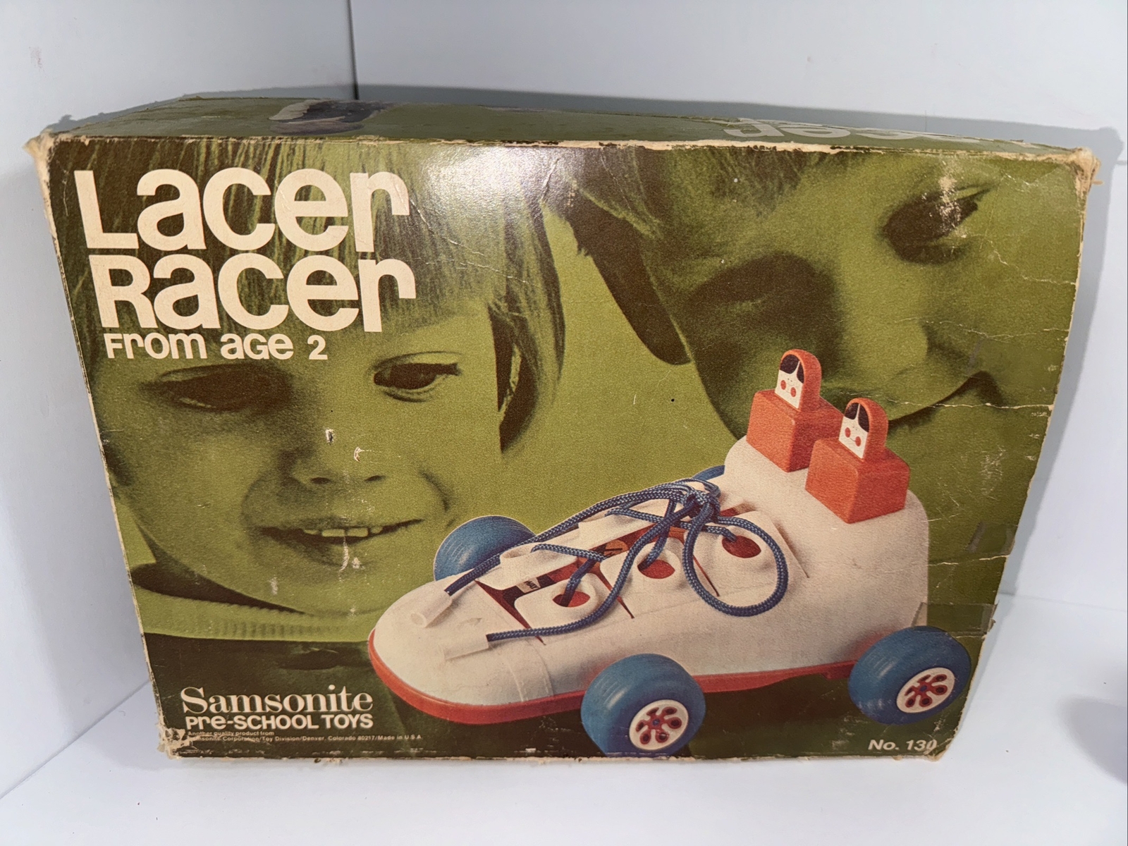 LACER RACER a shoe car w/ signs to learn shoe tying Including Box