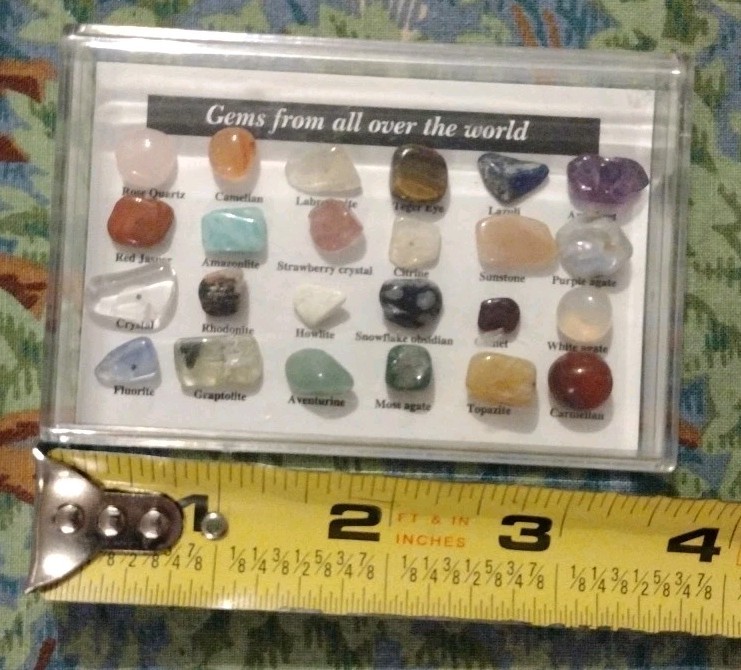 MINI TINY EDUCATIONAL PLASTIC DISPLAY COLLECTION POLISHED 24 GEMS & CRYSTALS