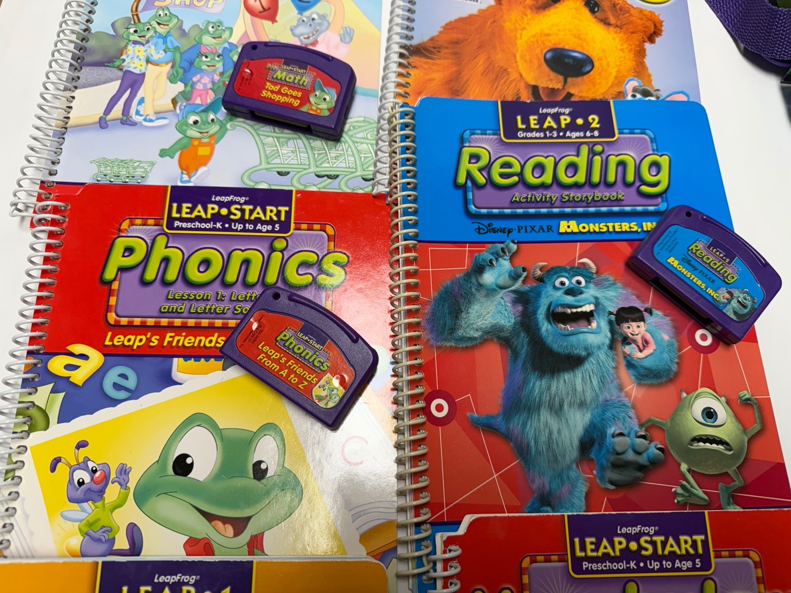 2001 LEAP FROG LEAP PAD LEARNING SYSTEM 7 BOOKS & 6 GAMES & BACKPACK