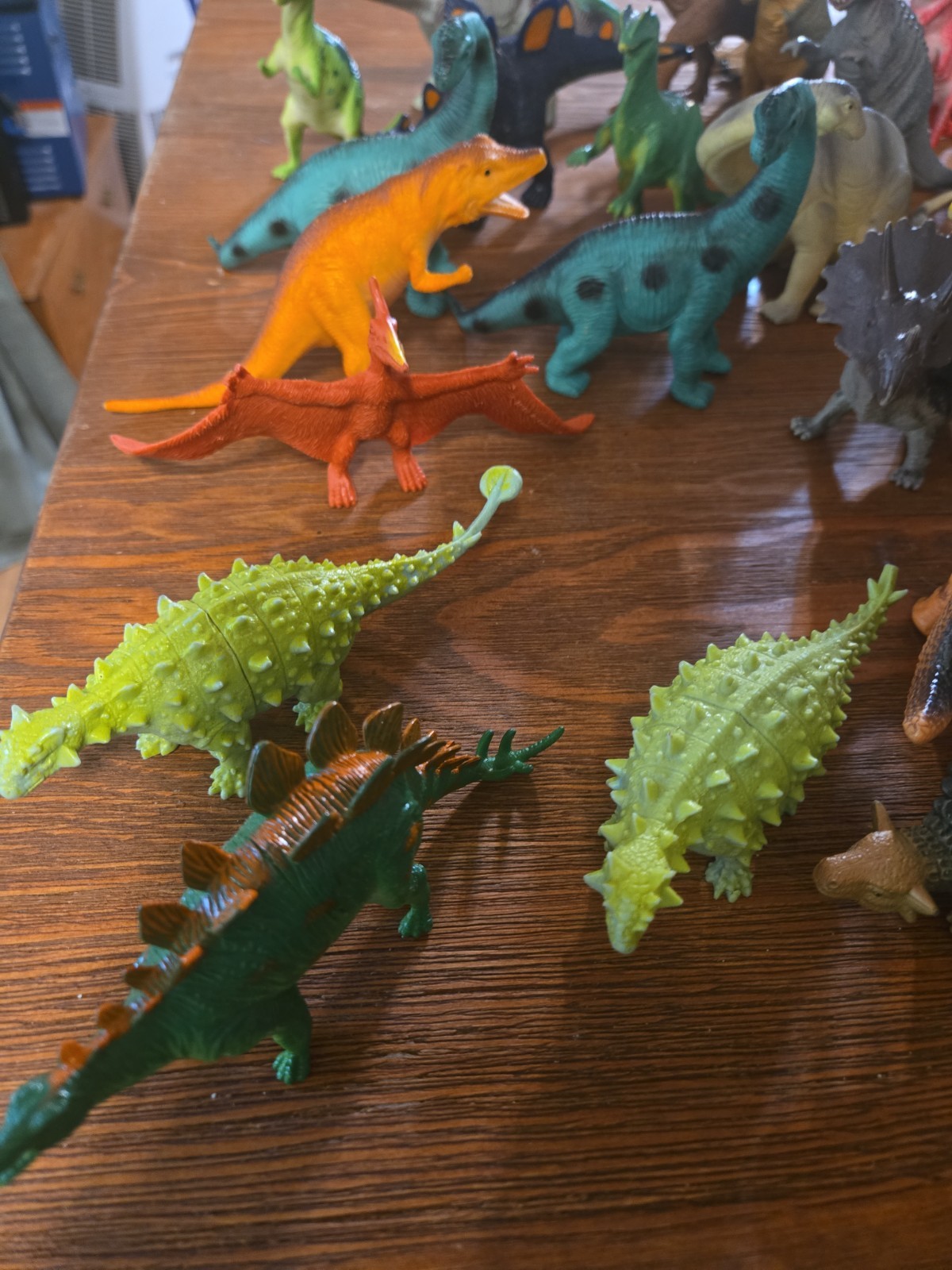 47pcs – Large Lot Rubber Plastic DINOSAURS Toys Vintage 1985 – 2020 (HO)