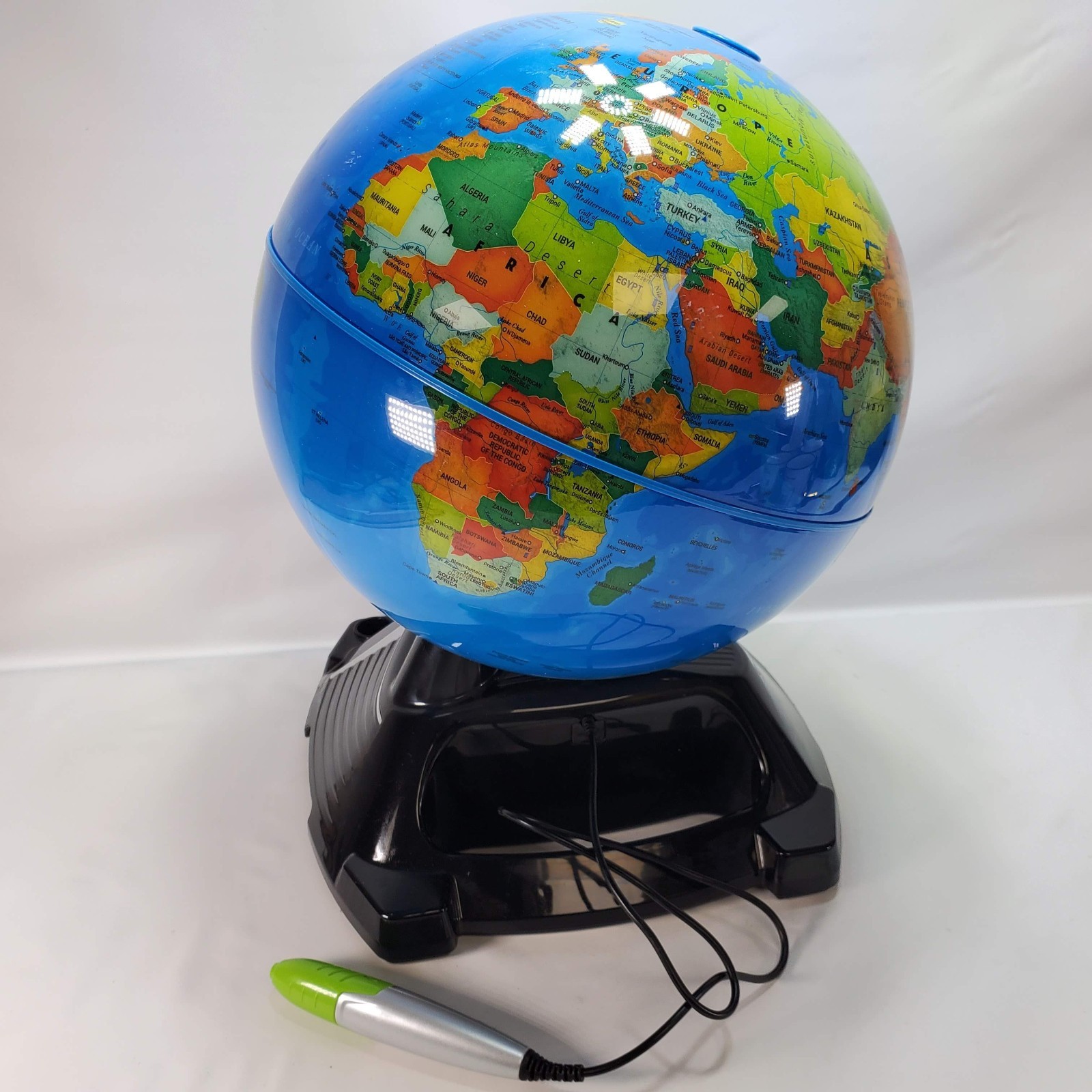 LeapFrog Magic Adventures Globe 2.8″ Video Screen BBC Videos & Games Working
