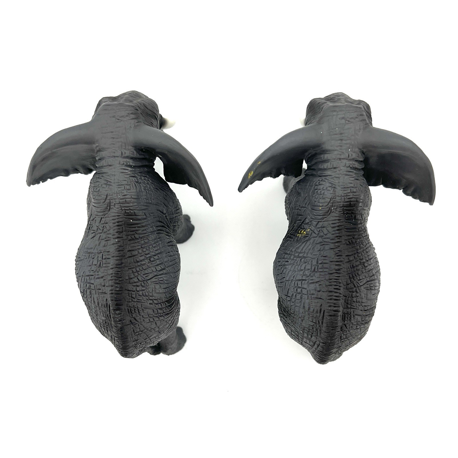 Set of 4 MOJO Wildlife African Elephant Figures Brown 2011 Gray 2015 Pre-owned