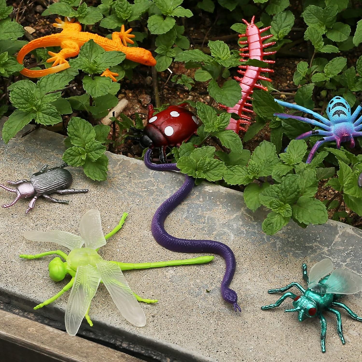 73 Pack Plastic Fake Mini Bugs Set, Realistic Insects Toy for Multi_color
