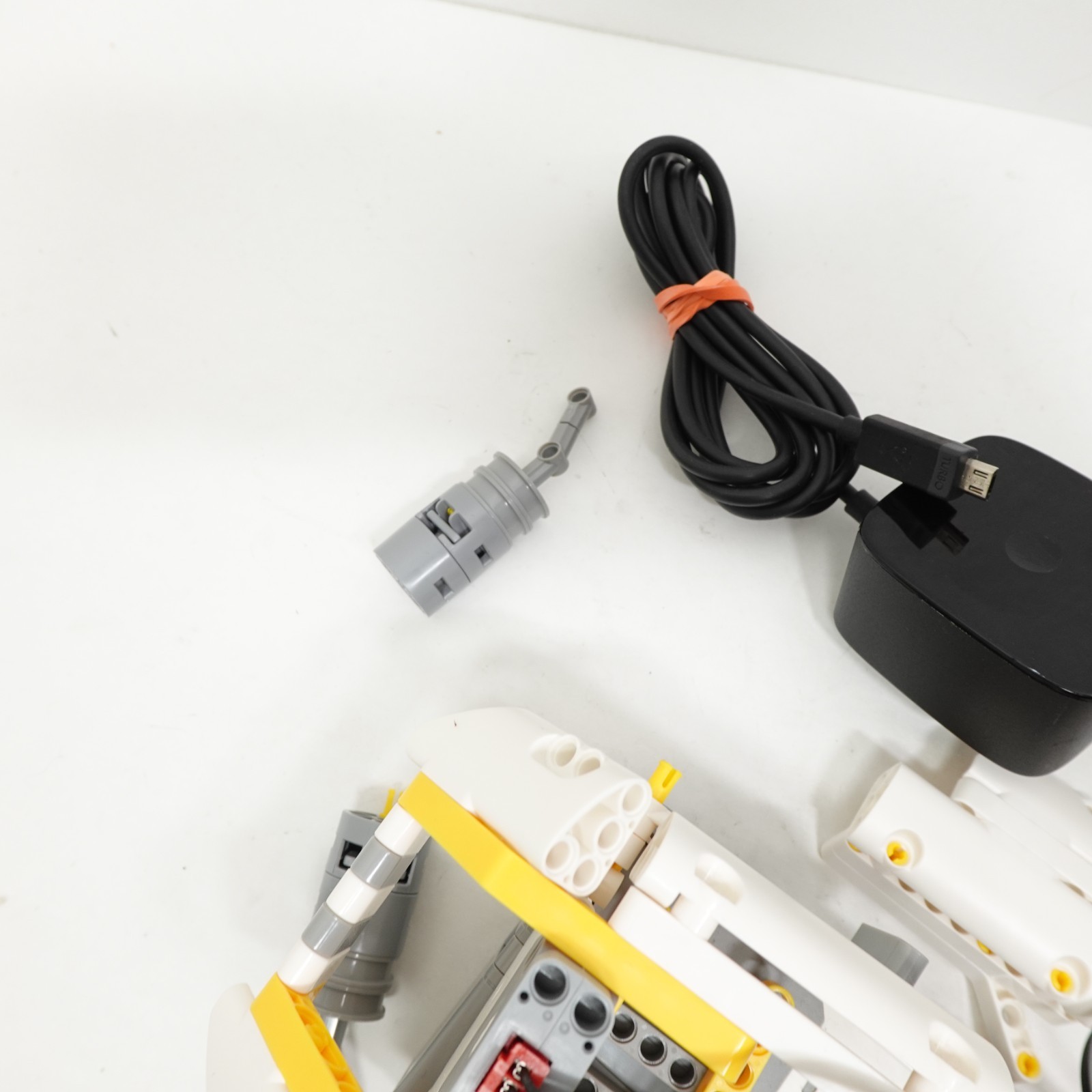 UBTECH Educational Robotics Kit Parts Lot Hub Motors Sensors Cables STEM Robot
