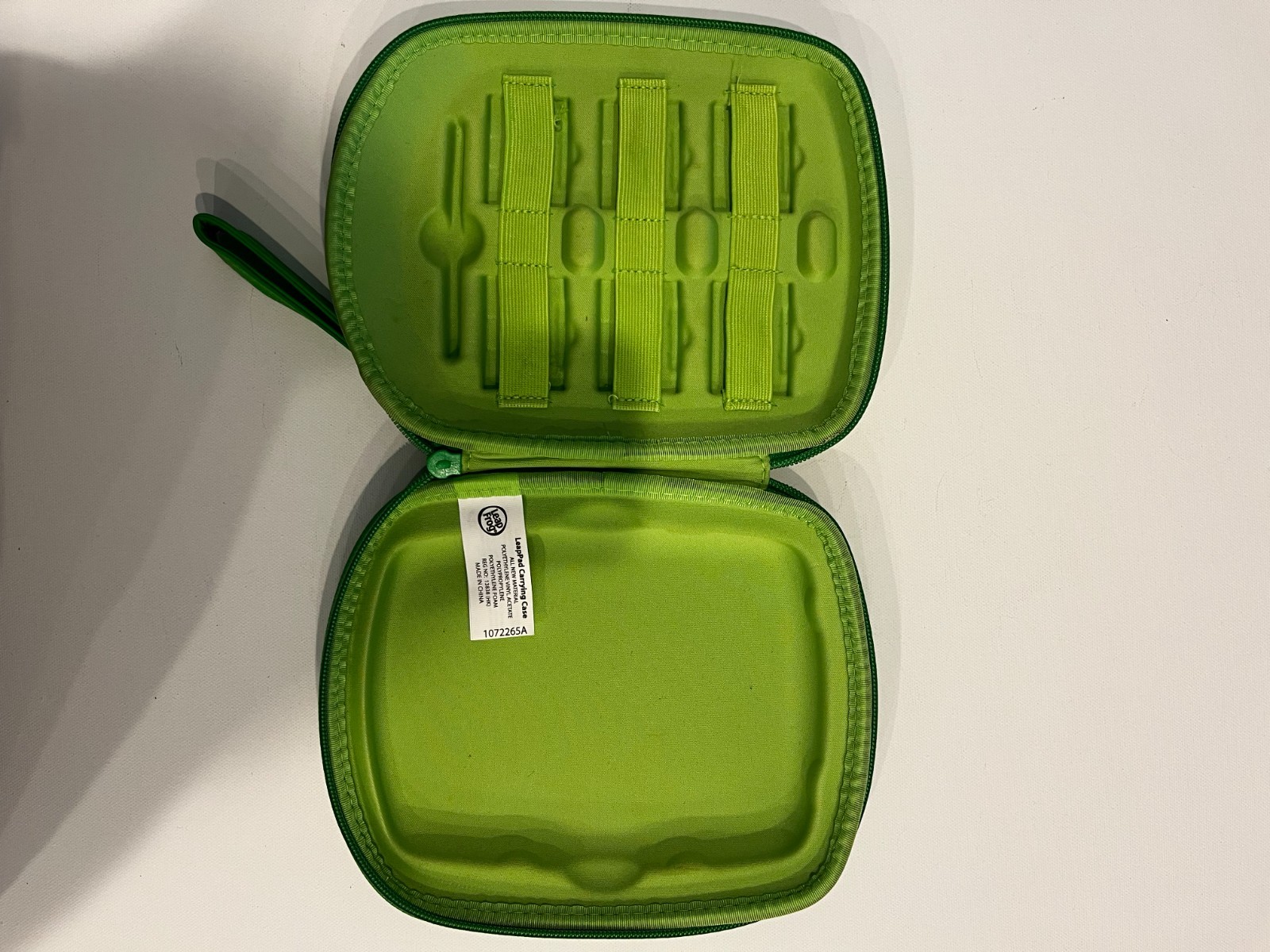 Lot of 4 Leap Frog Leapster Explorer Leap Pad Learning Game Cartridges + Case