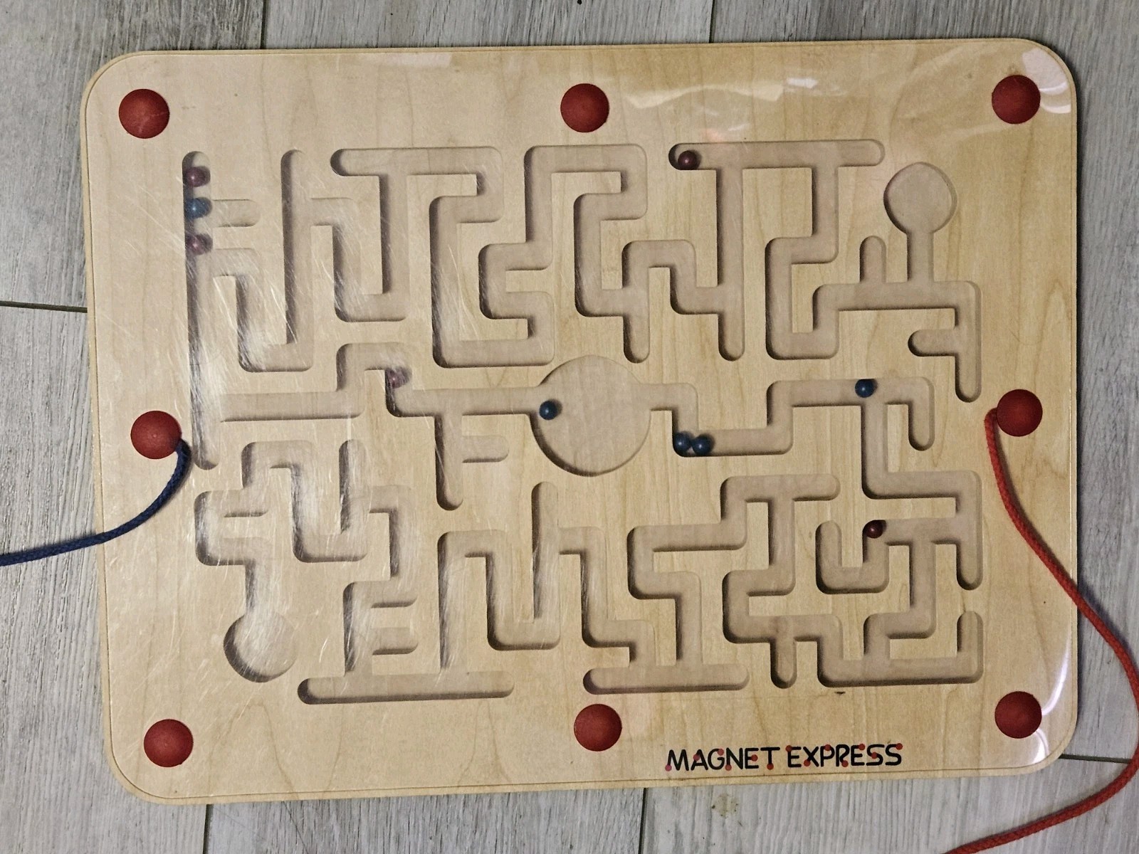 Magnet Express Magnetic Maze With Wands 12×15″ Wooden Enclosed Game Puzzle