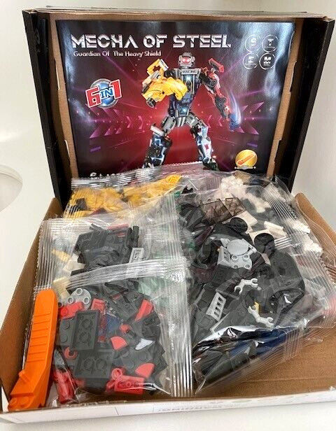 STEM Toys Disgusting Biology & Mecha of Steel Race Car Transformer Lot of 2
