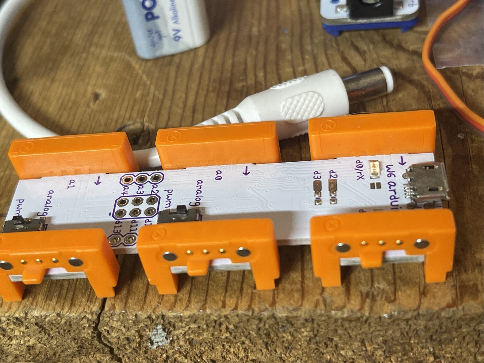 littleBits Arduino Coding Kit – STEM Learning Kit – Used W/ Extras