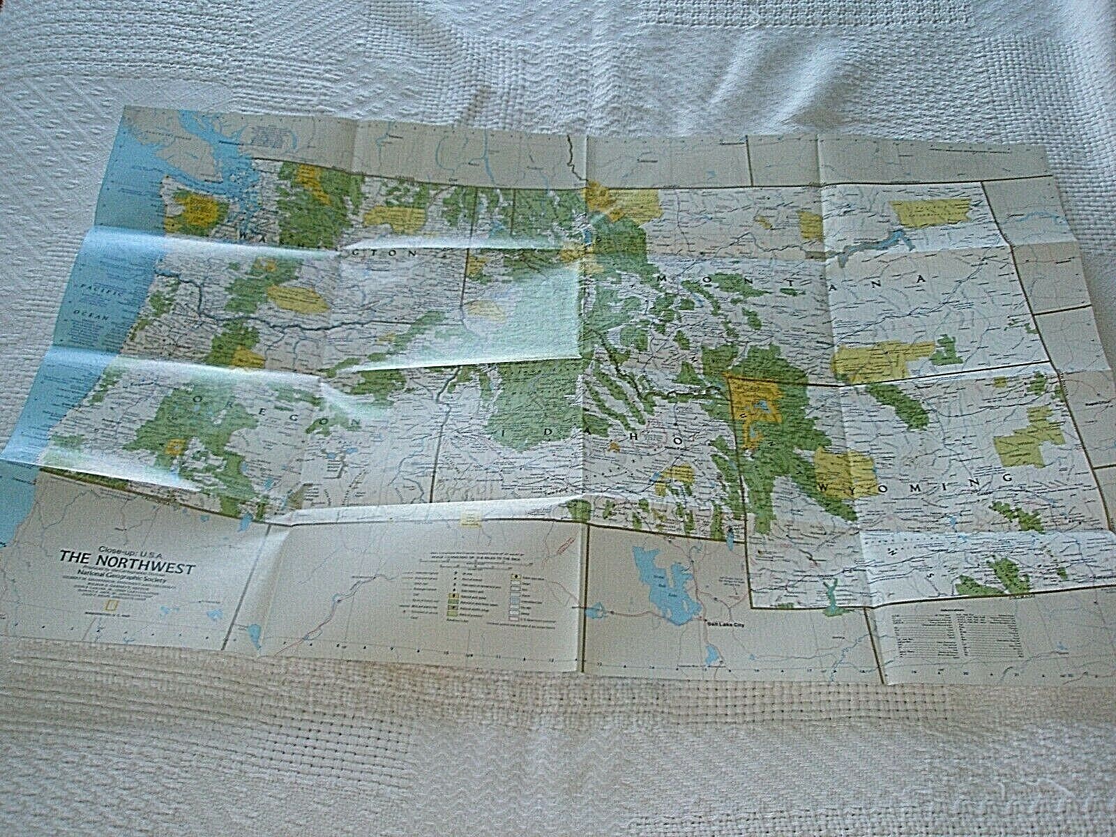 Close-Up U.S.A Maps National Geographic 1988 case reference book homeschool
