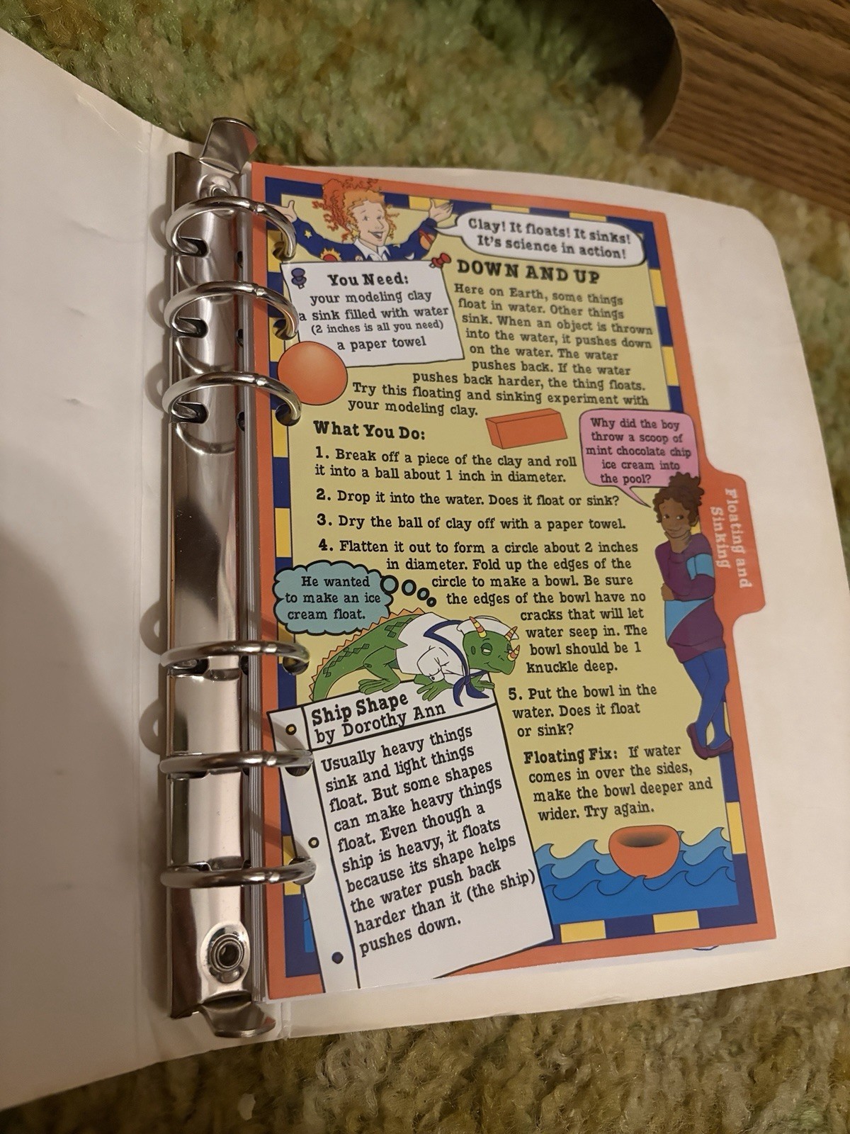 Scholastic 1995 the Magic School Bus Notebook Binder with Floating & Sinking Tab