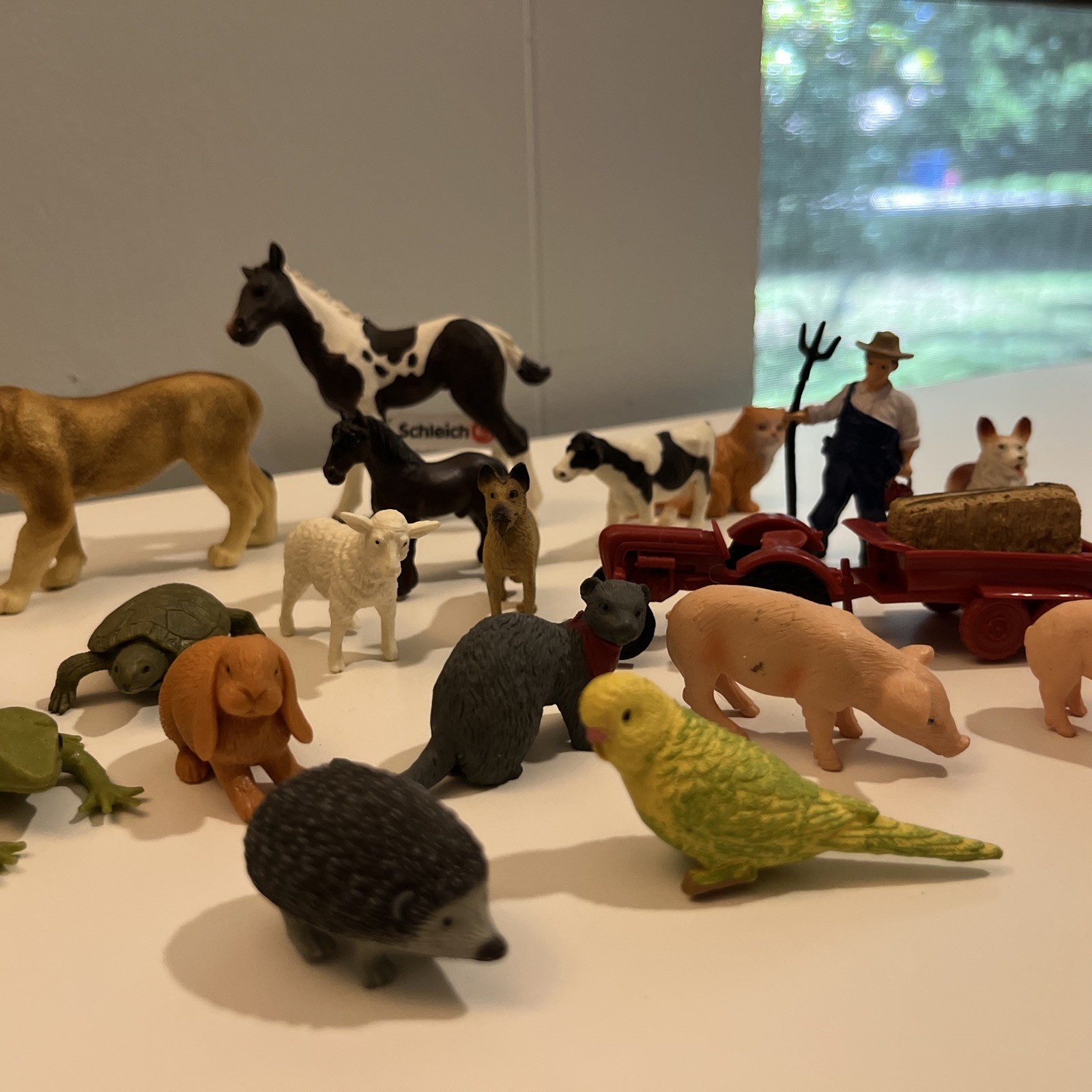 Mixed Toy Animal Lot Of 25 Schleich, Safari Ltd & More Farm Zoo Pets & Tractor