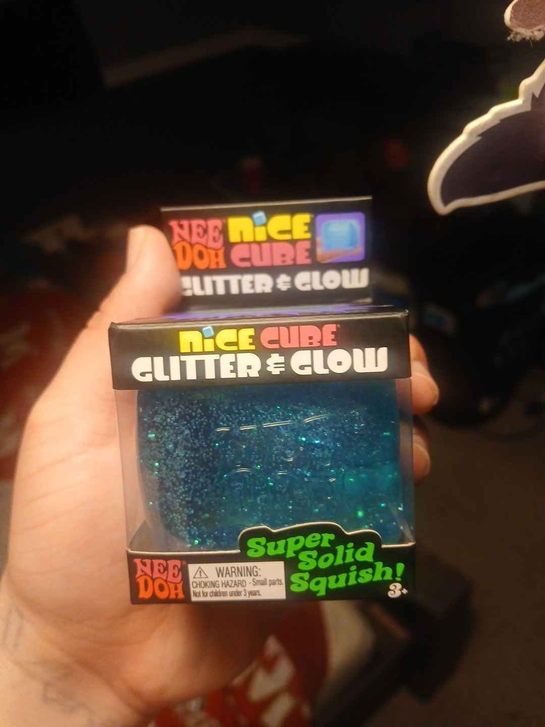 Needoh nice cube glitter glow viral Schilling pink & blue sealed in box lot of 2