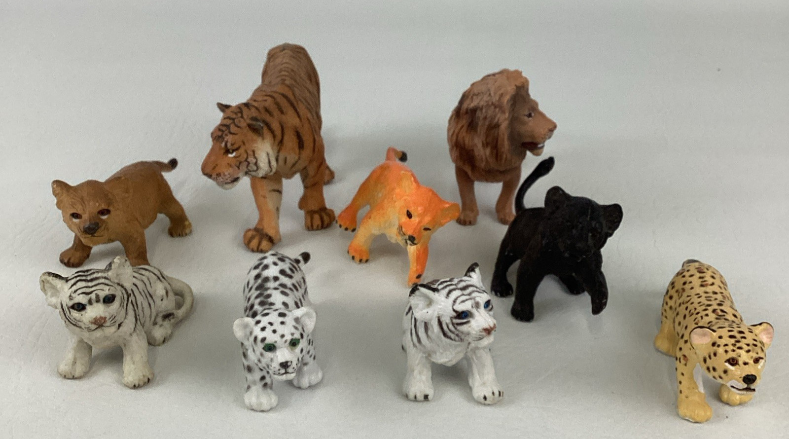Jungle Cats Animal Figure Bundle Snow Leopard Cub Black Panther Lion Tiger Lot