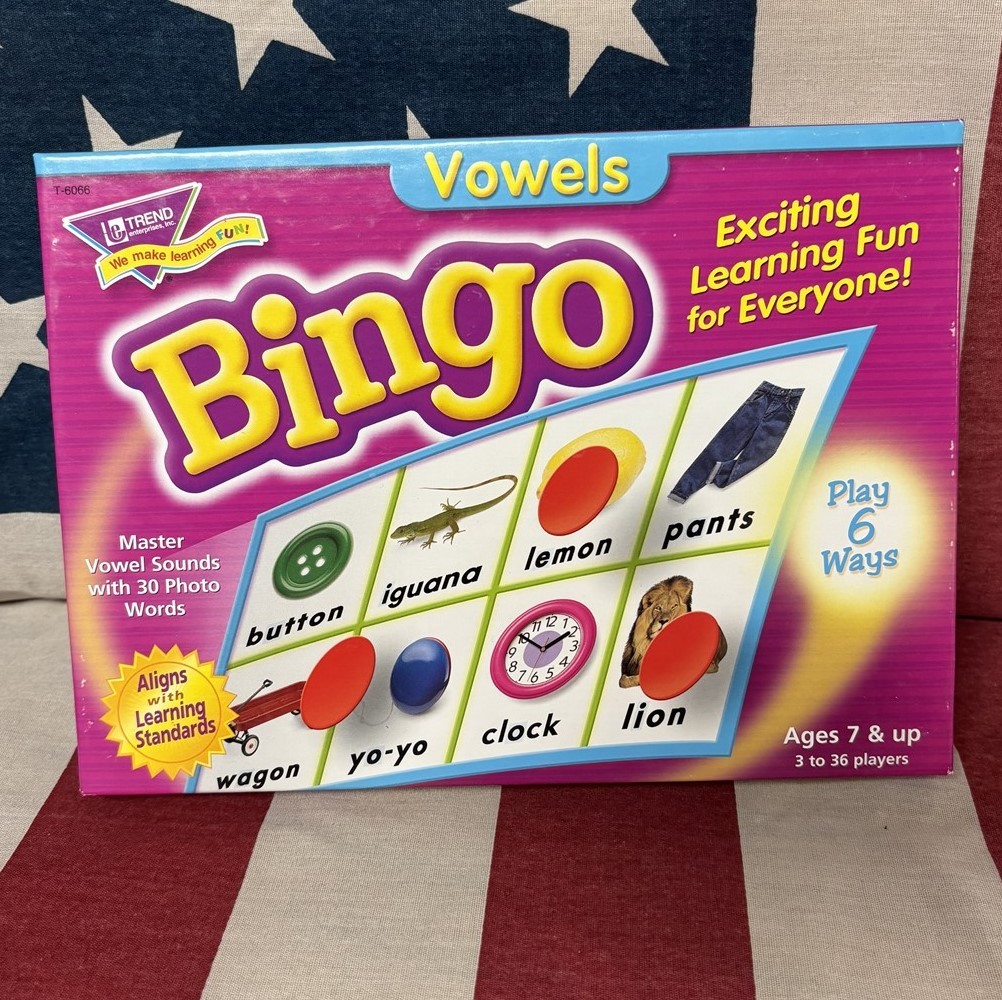 VOWELS BINGO educational phonics game Trend Enterprises ages 7+ vowel sounds