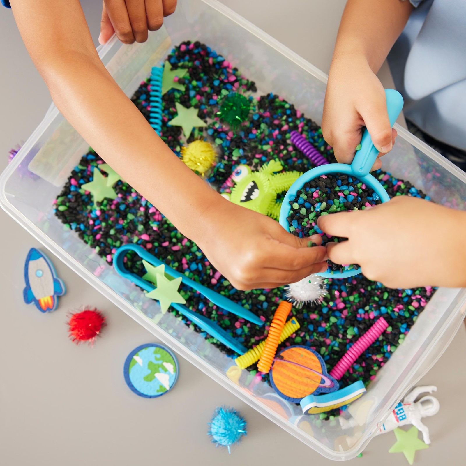 Creativity for Kids Sensory Bin: 10.25 x 14.5 x 4.75 inches, Outer Space